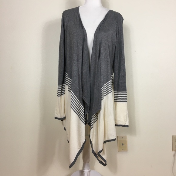 Staccato Sweaters - Staccato Grey and Ivory Open Waterfall Sweater